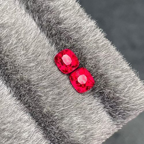 1.0克拉天然缅甸无烧尖晶石耳钉