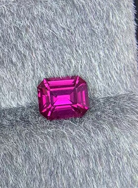 满火彩1.23克拉天然紫色蓝宝石戒面方枕形薰衣草色附证书彩宝裸石