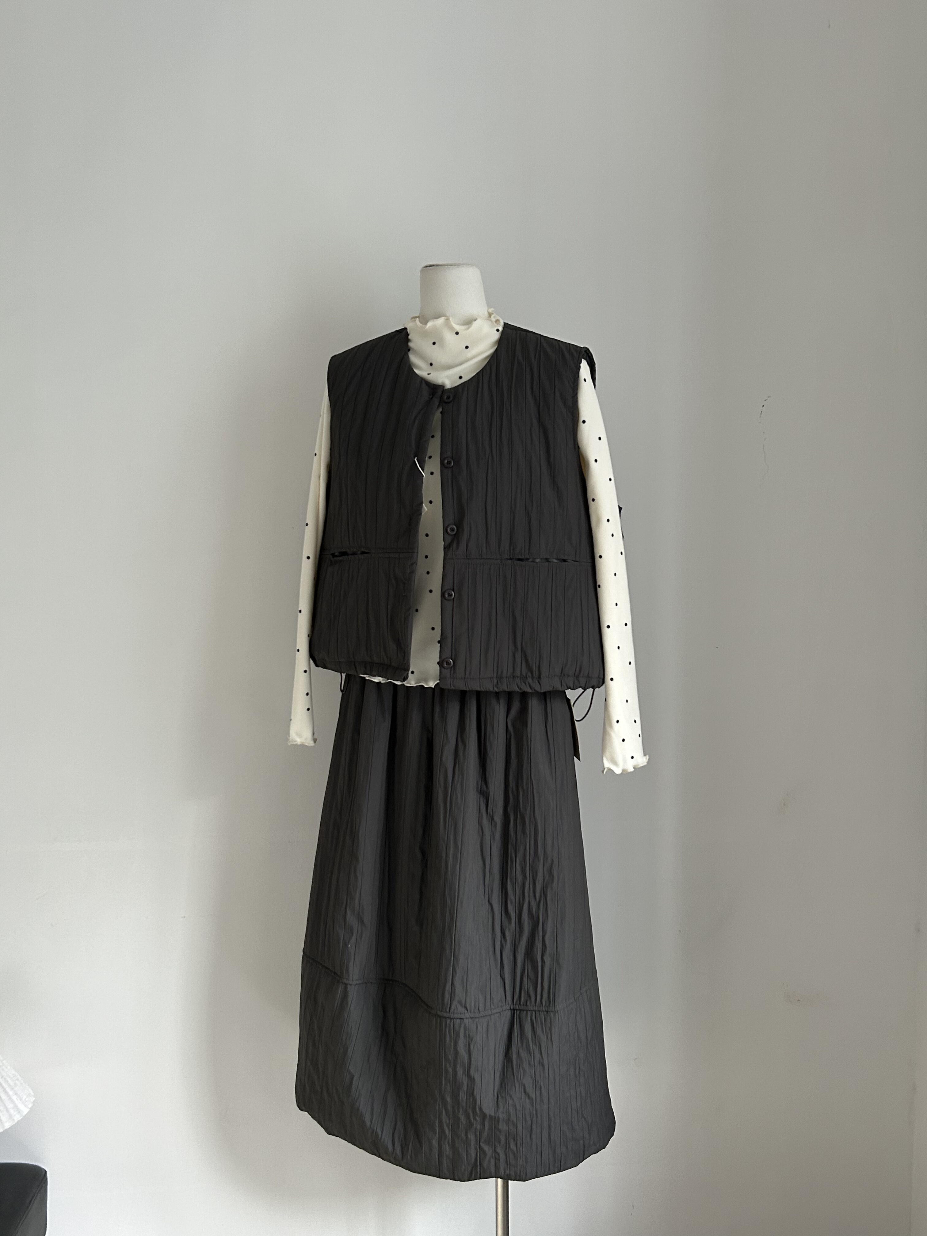 捡漏设计山本风 文艺竖条纹压线大口袋马甲+半身花苞裙棉服两件套,女装/女士精品,时尚套装,淘宝优惠券,粉丝福利购,淘宝优惠卷