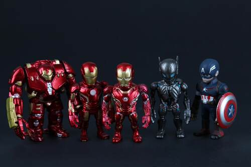 Hottoys HT 钢铁侠 美国队长 复仇者联盟 迷你手办摆件 - 封面