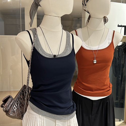 带胸垫假两件背心叠穿美式辣妹风