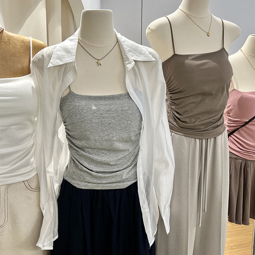 带胸垫一体细吊带小背心褶皱纯欲