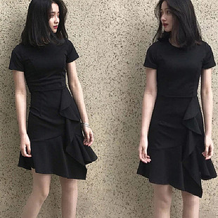 赫本风心机小黑裙女2026夏季新款气质显瘦收腰复古洋气初恋连衣裙