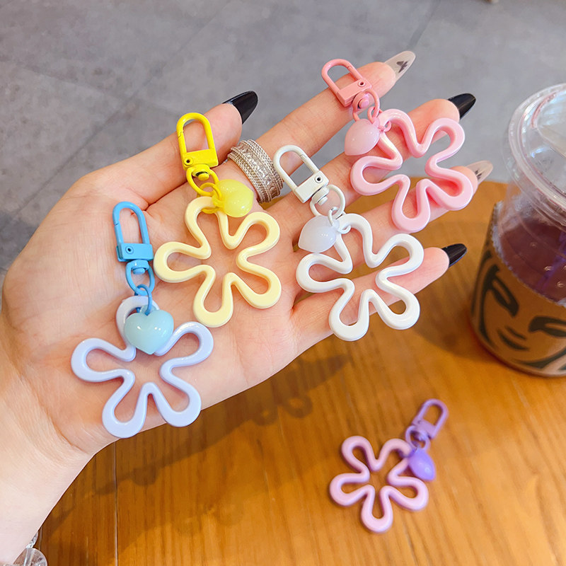 创意镂空花朵钥匙扣田园风五瓣花包包挂饰品闺蜜礼物爱心DIY挂件