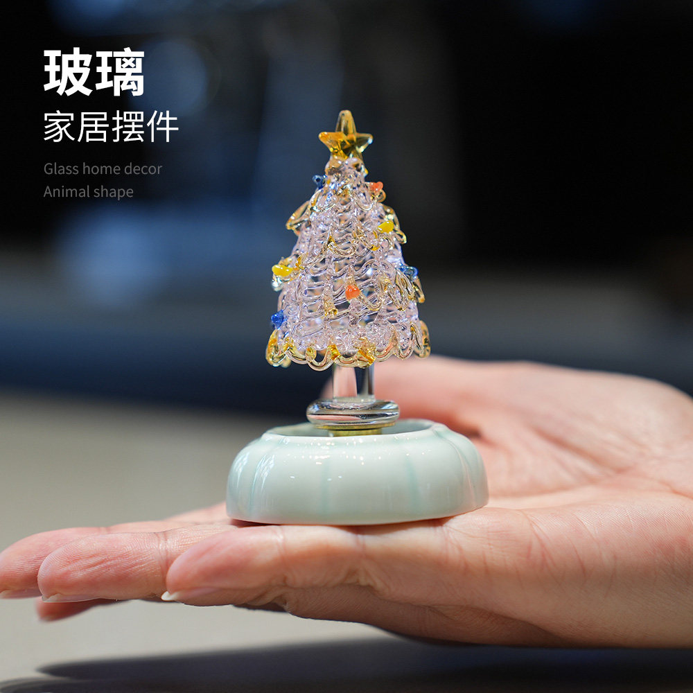 可旋转玻璃圣诞树桌面摆件图片