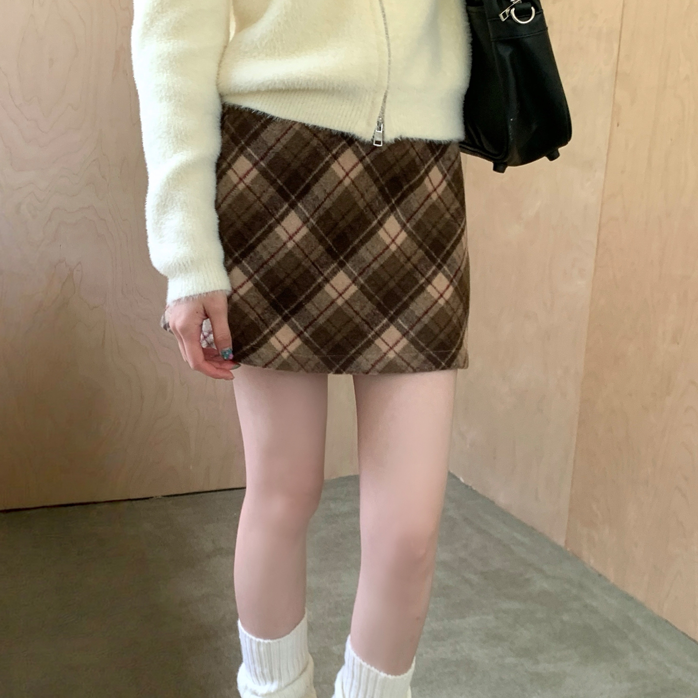 东京岁时记复古棕格高腰包臀短裙
