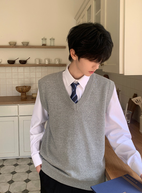 东京岁时记DK秋冬新款花灰色V领套头针织马甲学院风无袖背心马夹