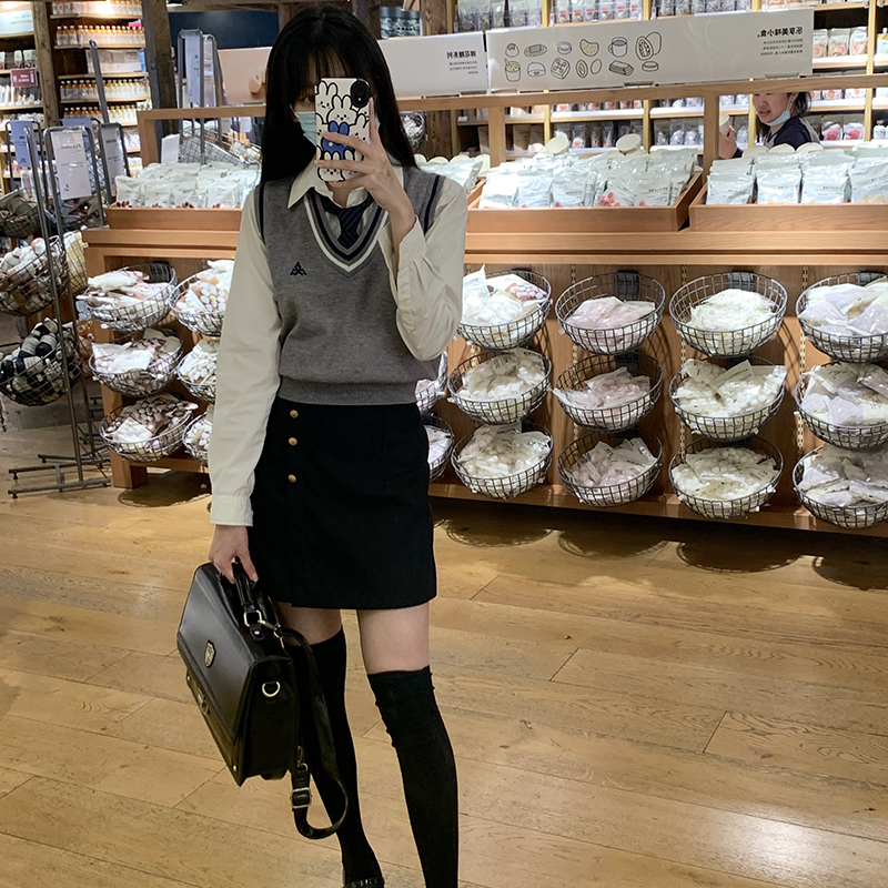 东京岁时记日系学院v领撞色毛衣