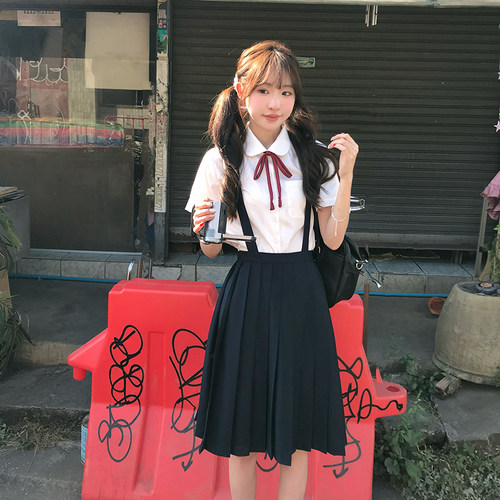 娃娃领白衬衫背带裙套装女夏
