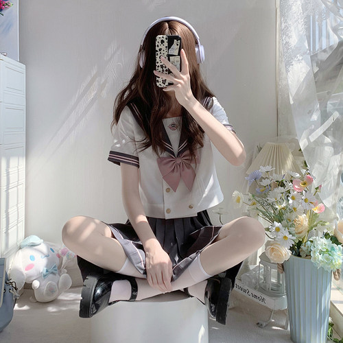 日系学院风中间服短袖水手服