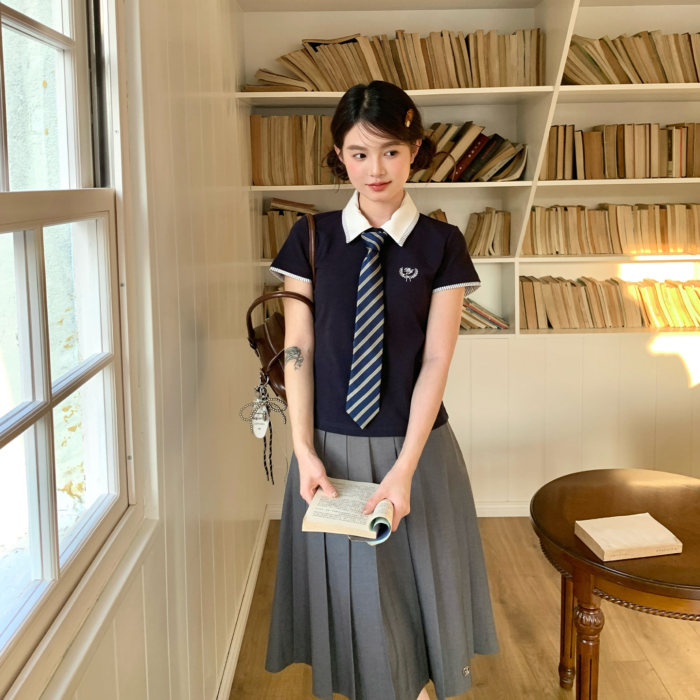 JK学院风假两件POLO衫女短袖