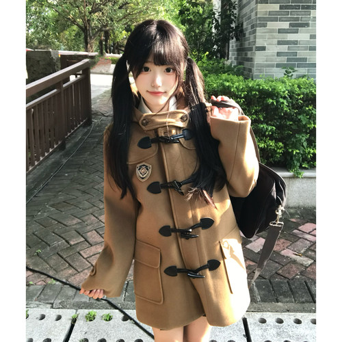 东京岁时记jk牛角扣连帽大衣驼色