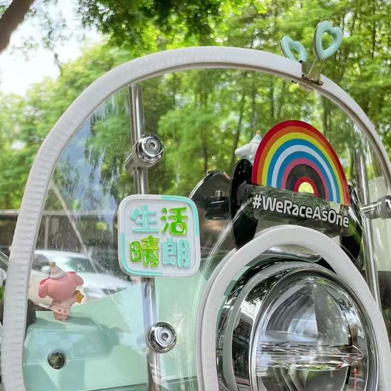 Vespa春天冲刺姜戈飞度风挡字牌