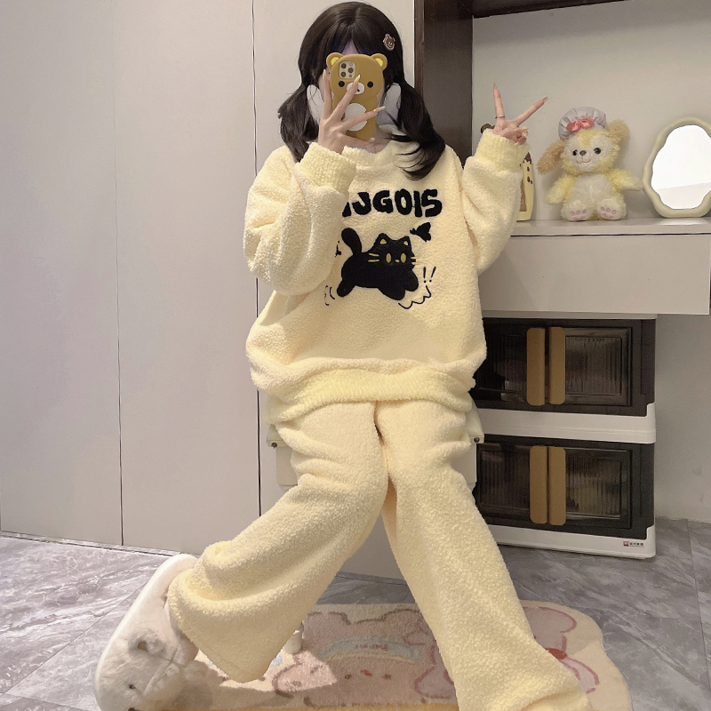 珊瑚绒睡衣女秋冬季加厚保暖可爱卡通网红宽松套头冬款家居服套装