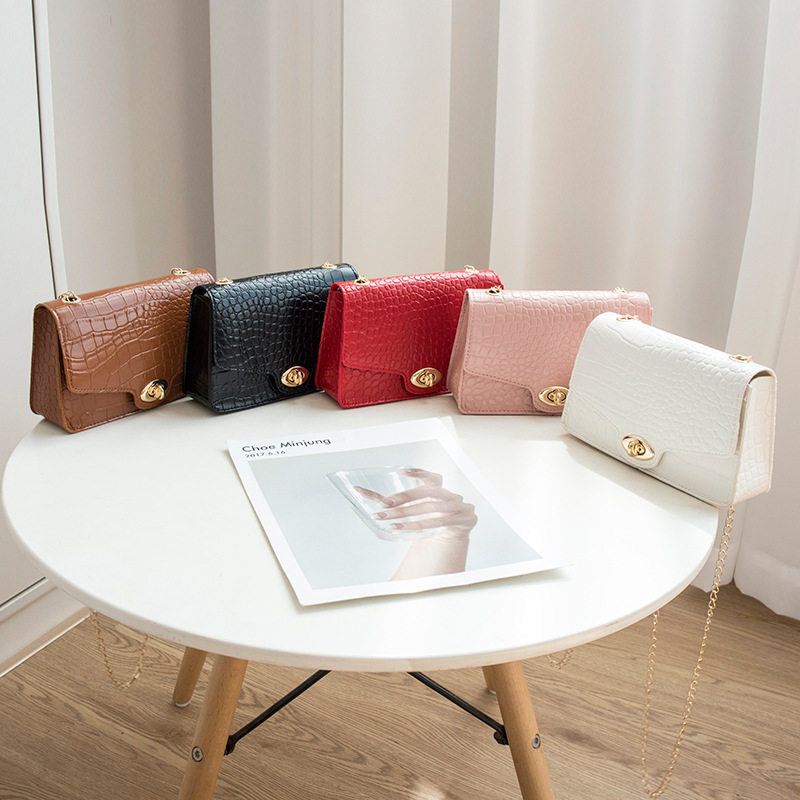 2022秋冬韩版鳄鱼纹锁扣链条手机小方包单肩斜跨简约女包,运动包/户外包/配件,挎包/拎包/休闲包,淘宝优惠券,粉丝福利购,淘宝优惠卷