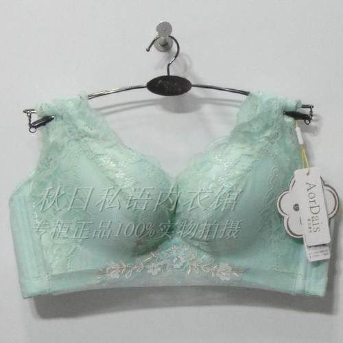 中厚无钢圈聚拢定型文胸