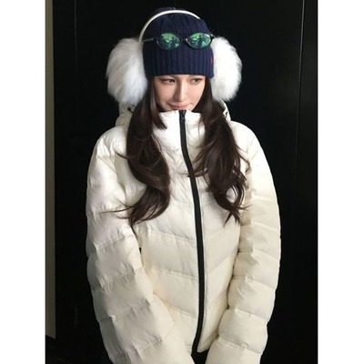 撞色拼接白色短款排骨棉服外套女