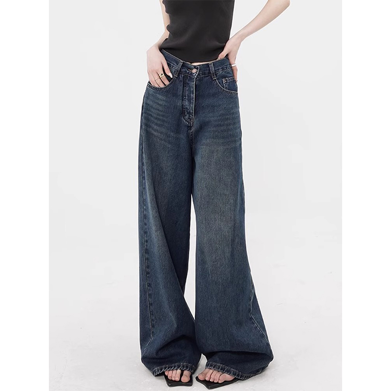 复古款式阔腿牛仔裤女