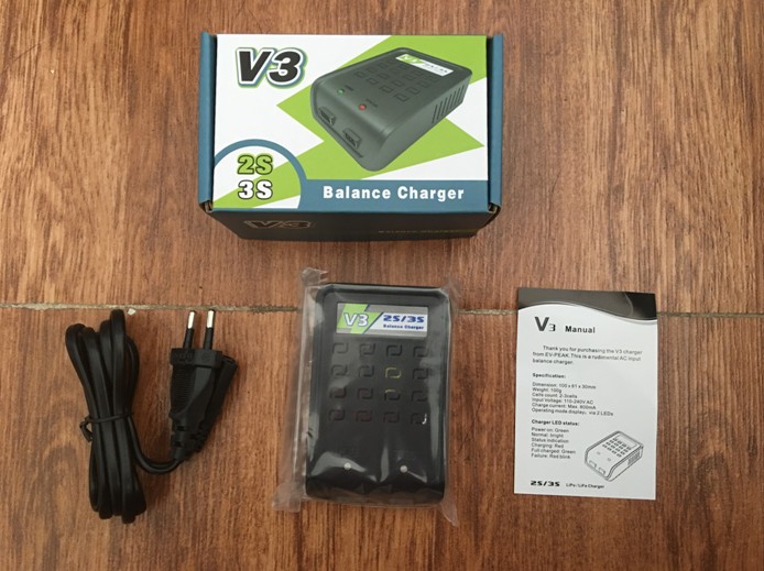 V3航模用 2-3S锂电池充电器 直充 航模充电器