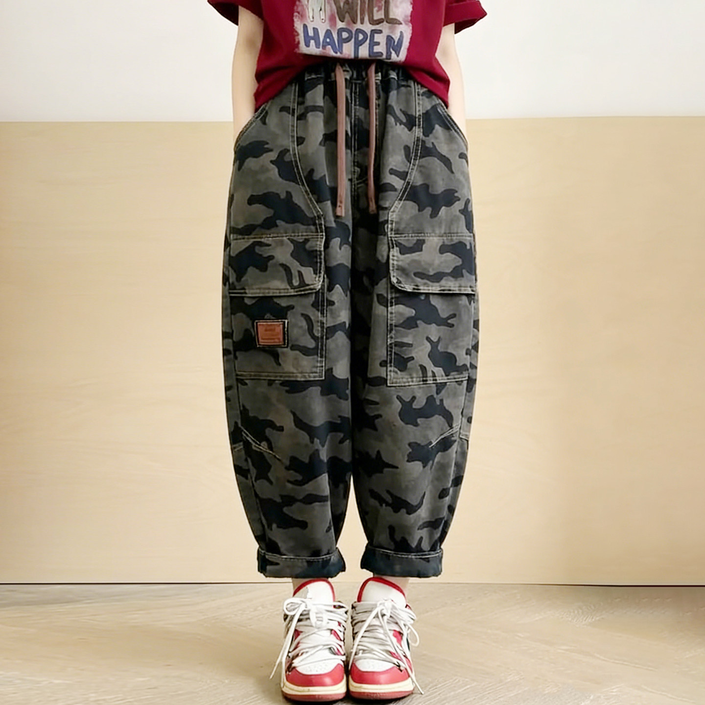 2026春季新品韩版宽松大码印花迷彩牛仔裤女士九分松紧腰哈伦裤