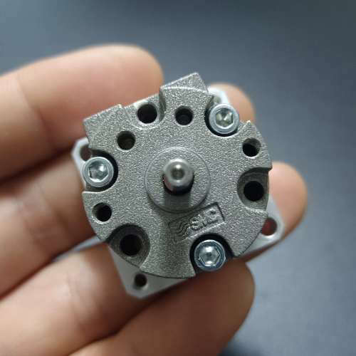 全新原装SMC正品99成新CRBU2W10-90SZ双叶片旋转气缸~