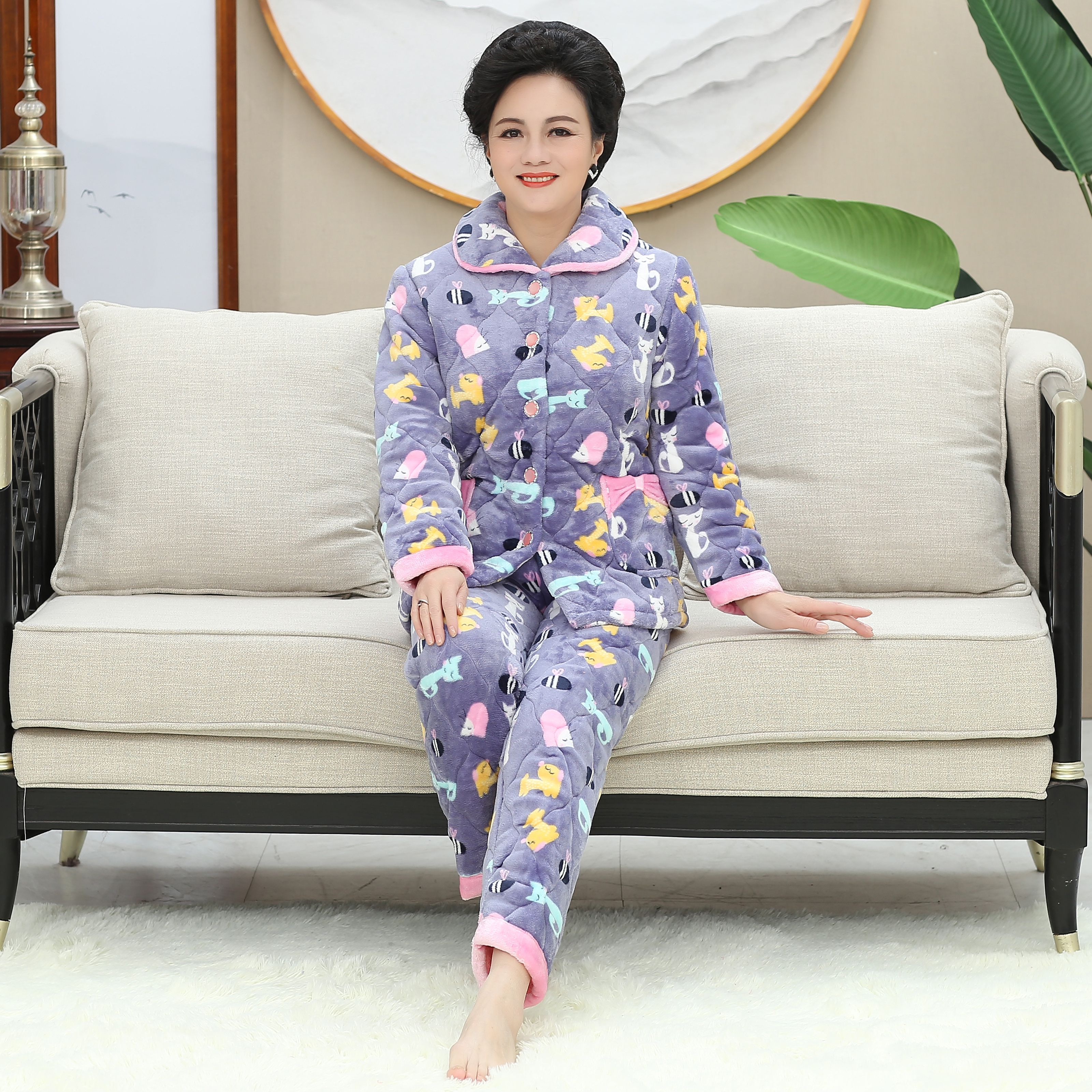 中老年人珊瑚绒夹棉保暖家居服