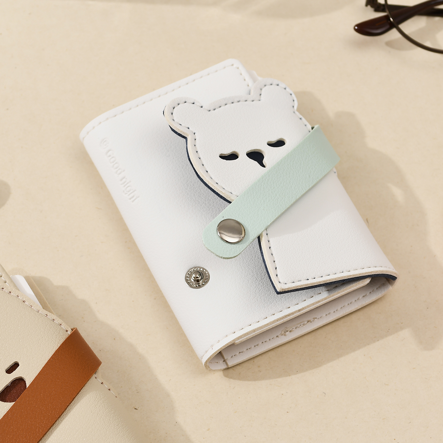 伊莎儿卡通笔记本旅行手账日记本