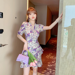 雪纺碎花连衣裙短款2026女夏泡泡袖收腰显瘦气质褶皱荷叶边鱼尾裙