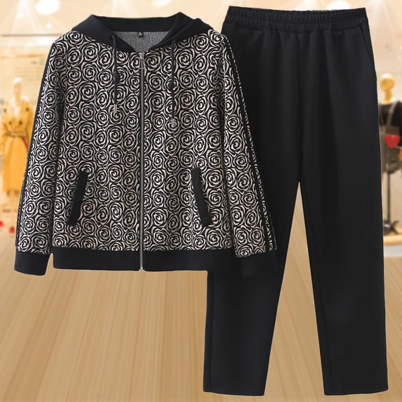 妈妈春装洋气连帽运动服中年女装夹克上衣中老年春秋休闲印花套装