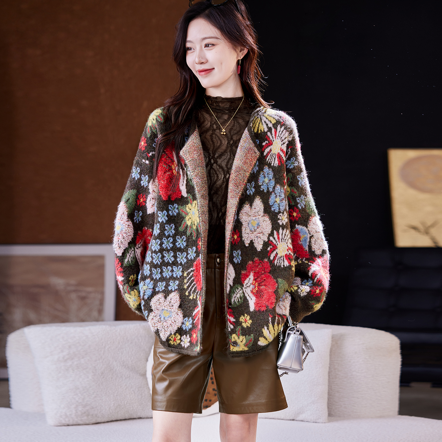 宝诗黎圆领提花针织外套