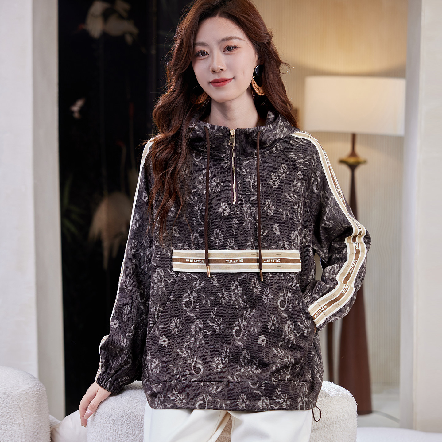 宝诗黎连帽宽松印花卫衣2026春季韩版洋气慵懒百搭休闲棉质女装