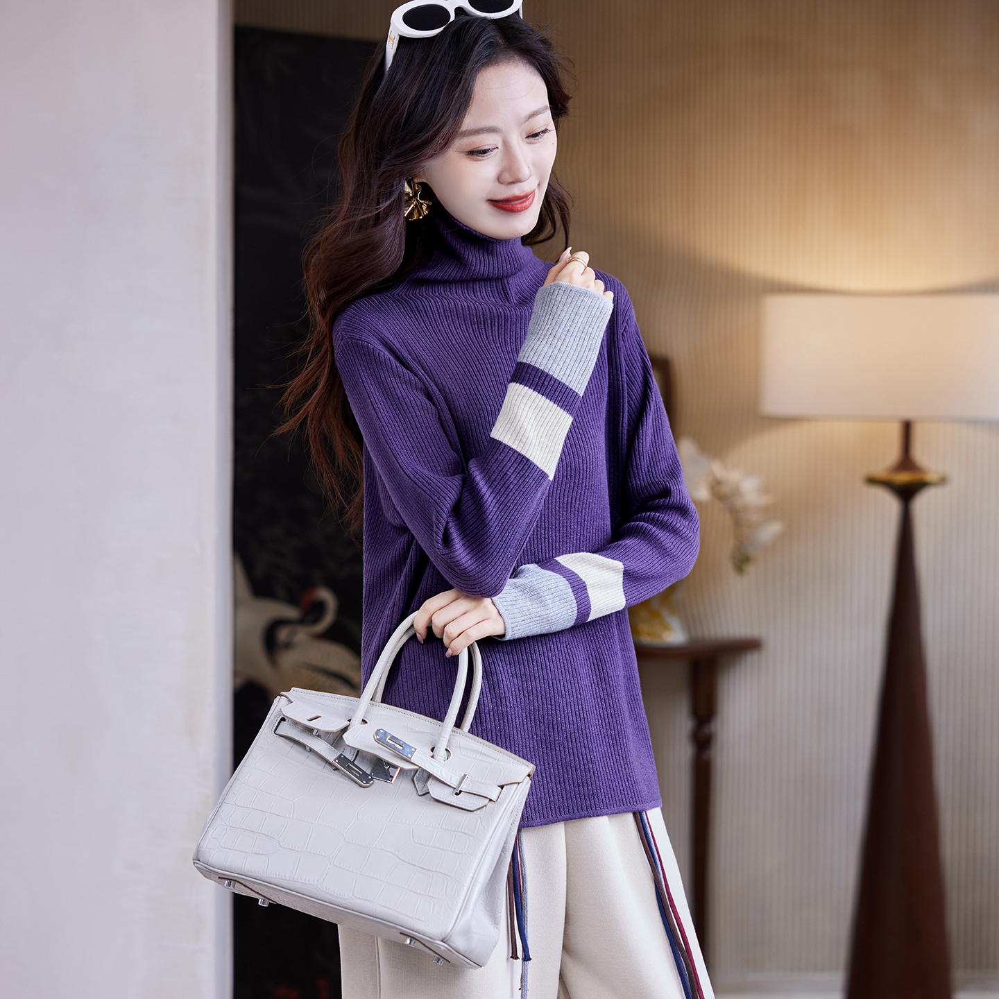 宝诗黎高领坑条宽松针织衫