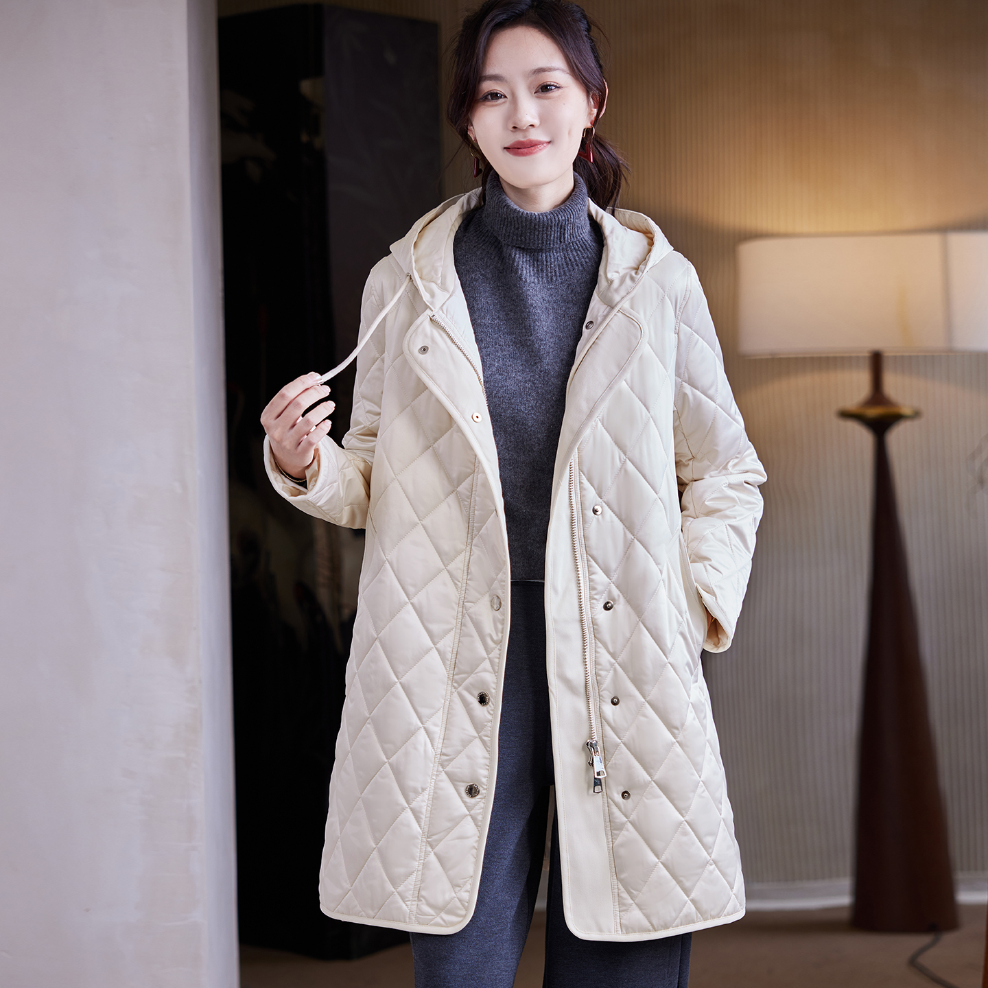 宝诗黎连帽长款保暖棉服