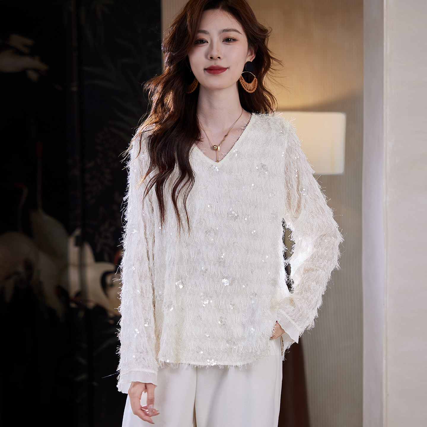 宝诗黎V领流苏亮片长袖上衣2026春季时尚洋气百搭休闲宽松女装,女装/女士精品,蕾丝衫/雪纺衫,淘宝优惠券,粉丝福利购,淘宝优惠卷