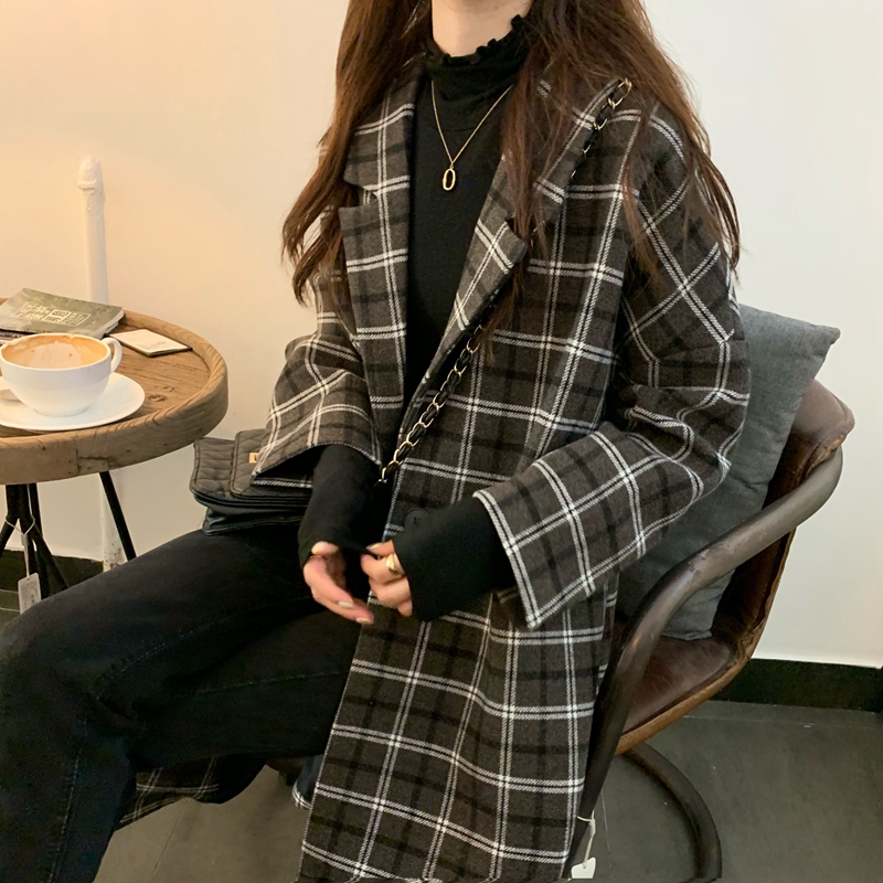 Woolen trench coat women's clothing autumn winter 2020 new loose Korean Retro Mid long Plaid
