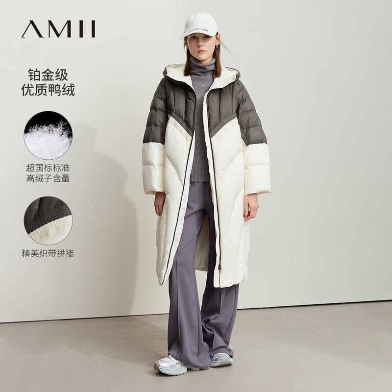 Amii2026冬新款轻盈温暖撞色拼接织带连帽羽绒服女拉链长款上衣