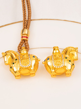 越南沙金小马镶钻项链久不掉色