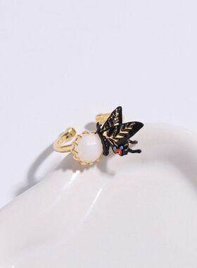 茄梦茉语系列蝴蝶与星钻金色开口戒指