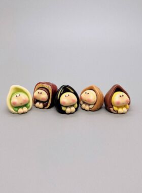 卡通坚果崽崽工位桌面治愈系小摆件电视电脑汽车载中控屏幕装饰品
