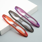 减龄防蓝光老花眼镜女士 洋气花镜男款 新款 折叠老花镜便携超轻时尚