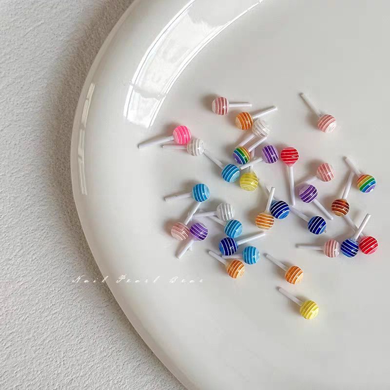 网红新款卡通美甲饰品可爱棒棒糖迷你童趣俏皮DIY个性指甲装饰钻
