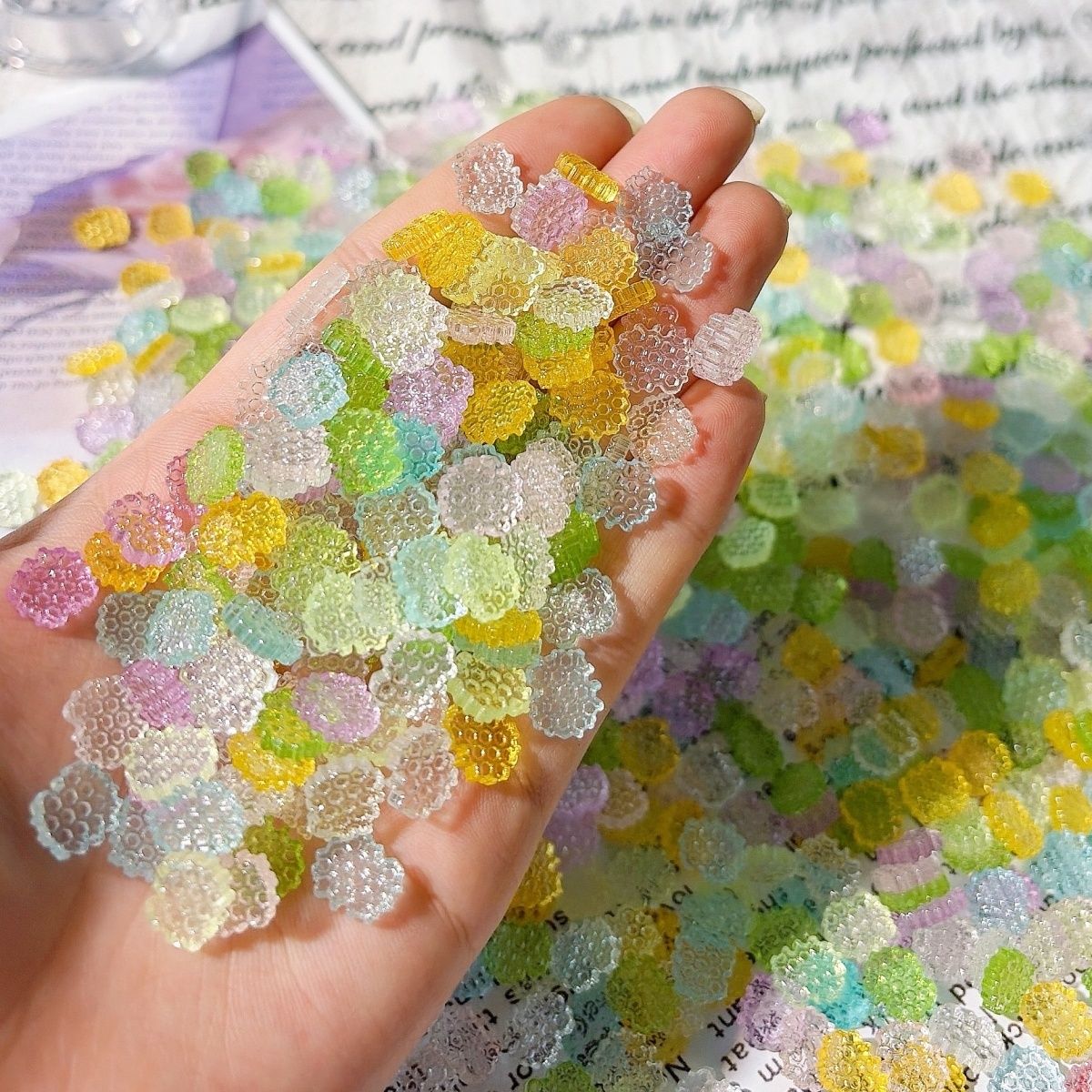 网红蜂巢小颗粒积木材料图片