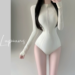 连体泳衣女尾波冲浪高领游泳池专用专业防晒速干连体竞速游泳衣女