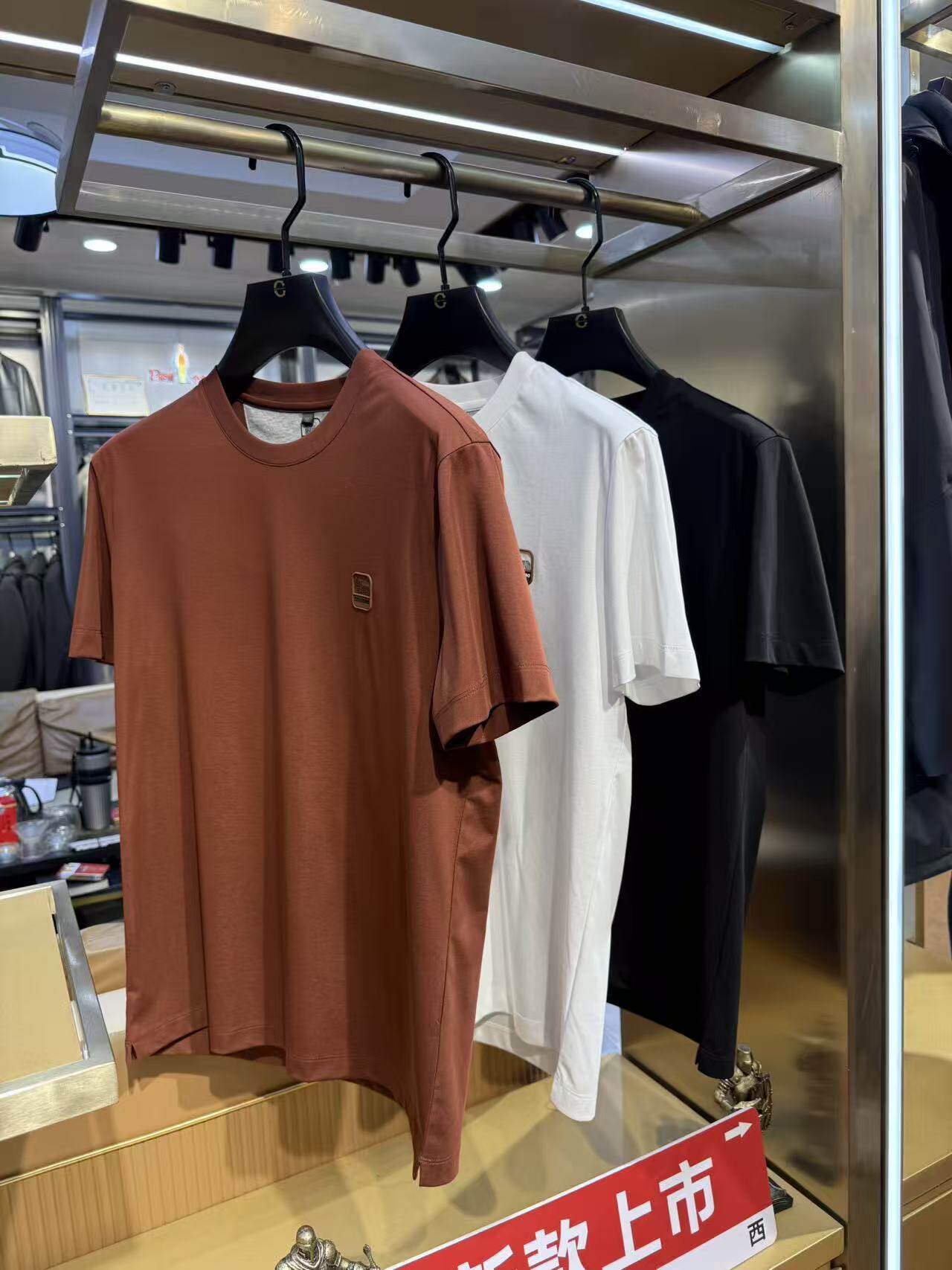 秀而高端2026早春新款休闲圆领短袖T恤时尚宽松百搭休闲上衣男