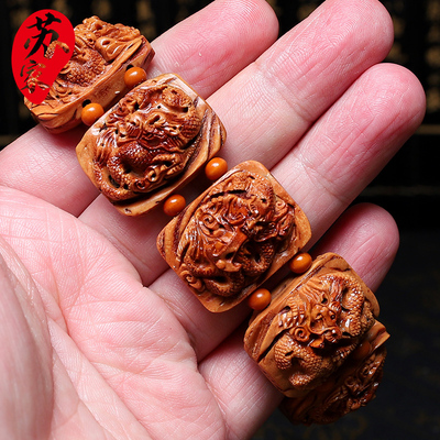 桃核手串九龙手牌精品核雕文玩手持把件新品手工浮雕手链男女款