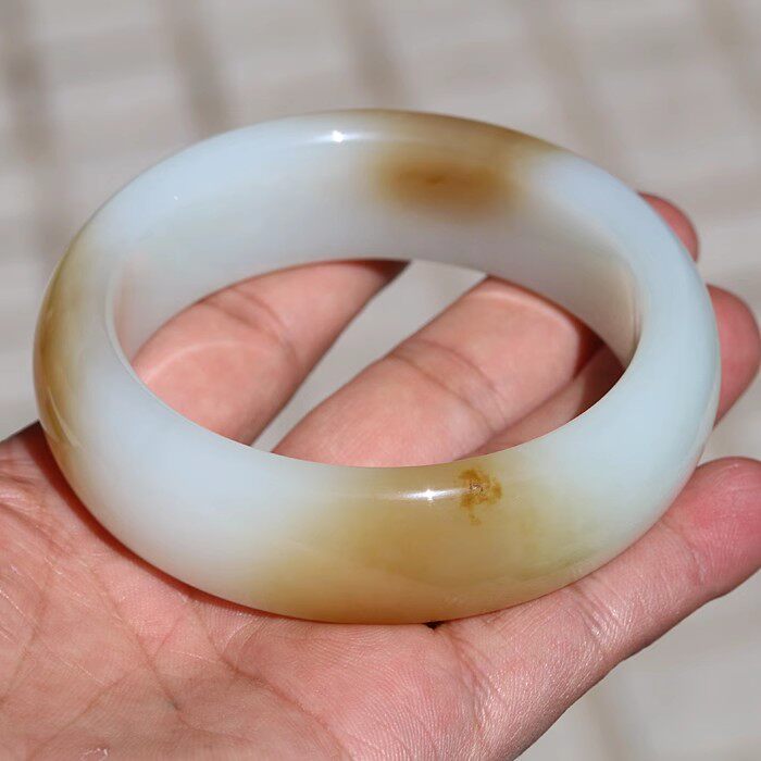 【小胡子玉器】和田玉 且末料 糖白羊脂玉 58mm手镯
