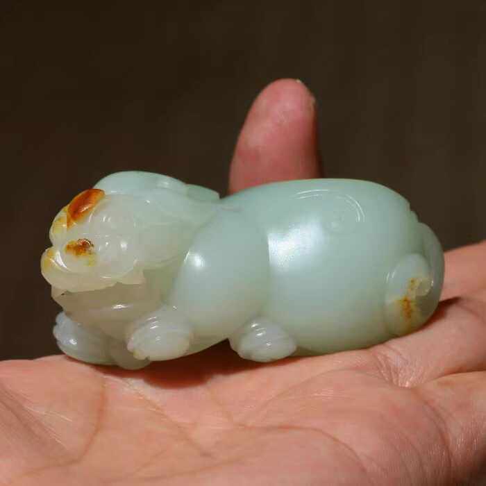 【小胡子玉器】和田玉 籽料 枣红皮 脂粉好 原毛孔 带翠 貔貅
