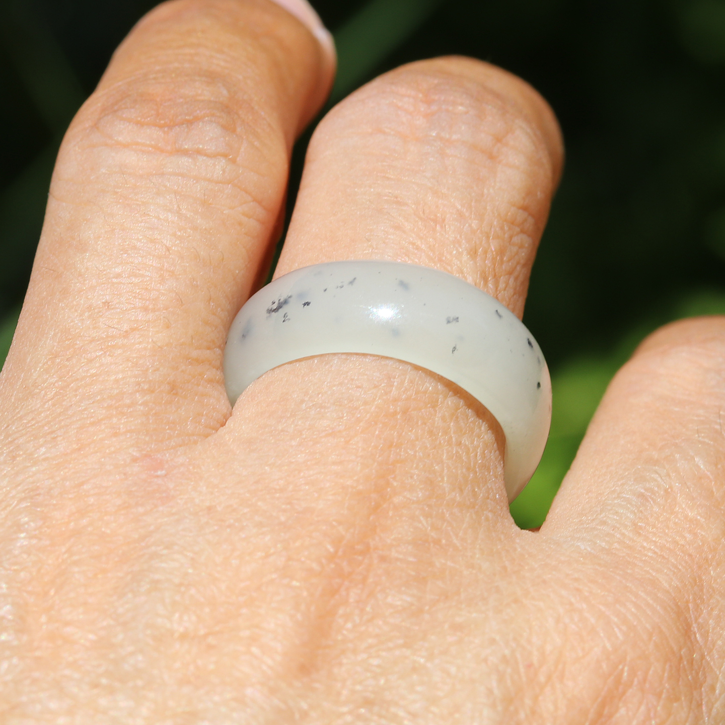 【小胡子玉器】和田玉 籽料 油库料 白玉 18.5mm戒子