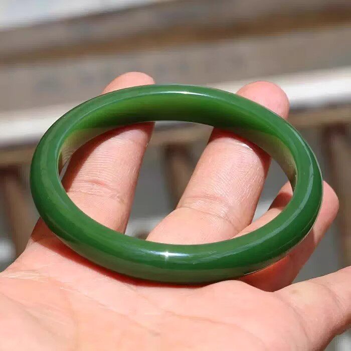 【小胡子玉器】和田玉 碧玉 冰底 阳绿 56.5mm手镯
