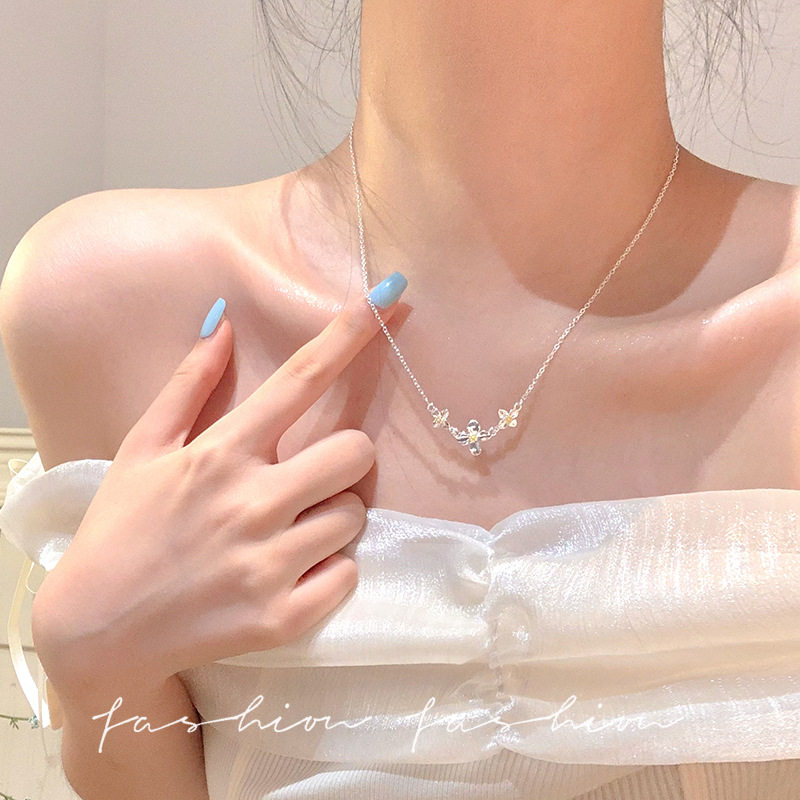 韩系栀子花项链女小众设计颈链锁骨链时尚独特百搭配饰
